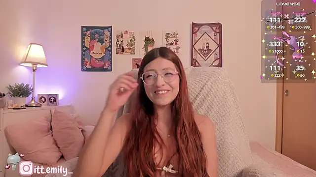 emily uwu0 online show from 04/01/26, 01:41