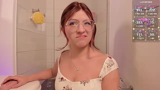 emily uwu0 online show from 05/11/26, 01:29
