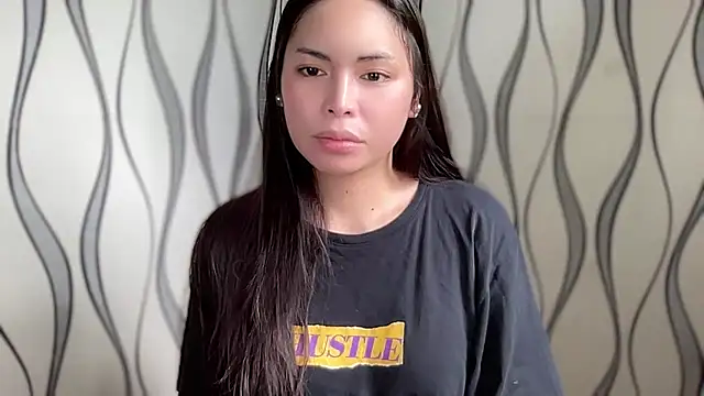 Snapshot of lovekatexx chatting on 11/04/25, 03:32 lovekatexx online show from 11/04/25, 03:32