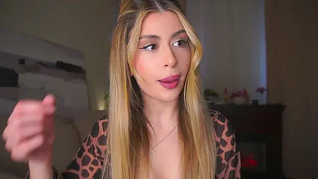 GeorginaHarn online show from 04/18/26, 08:05