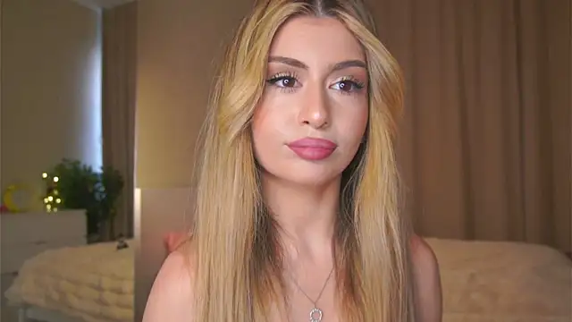 GeorginaHarn online show from 04/05/26, 08:10