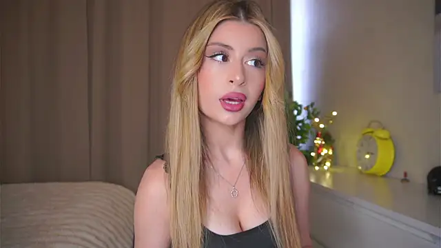 GeorginaHarn online show from 03/28/26, 08:04