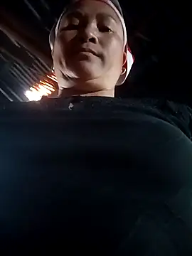 Love-Mama33 online show from 03/20/26, 01:50