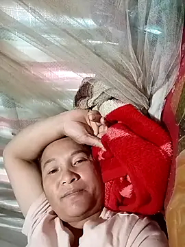 Snapshot of Love-Mama33 chatting on 11/06/25, 12:58 Love-Mama33 online show from 11/06/25, 12:58