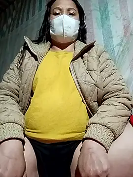 Love-Mama33 online show from 01/15/26, 01:03