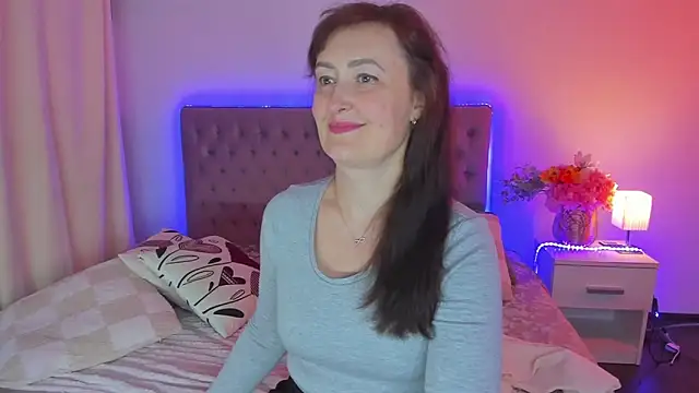 NathalyStars online show from 04/10/26, 12:23