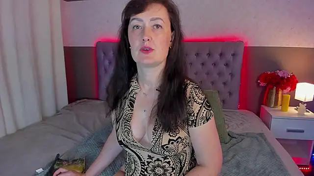 NathalyStars online show from 11/04/25, 01:48