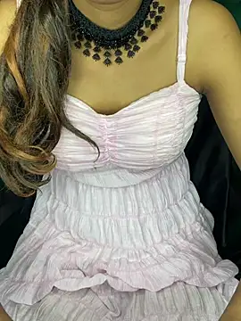 Snapshot of Dora__baby chatting on 05/19/26, 06:26 Dora baby online show from 05/19/26, 06:26