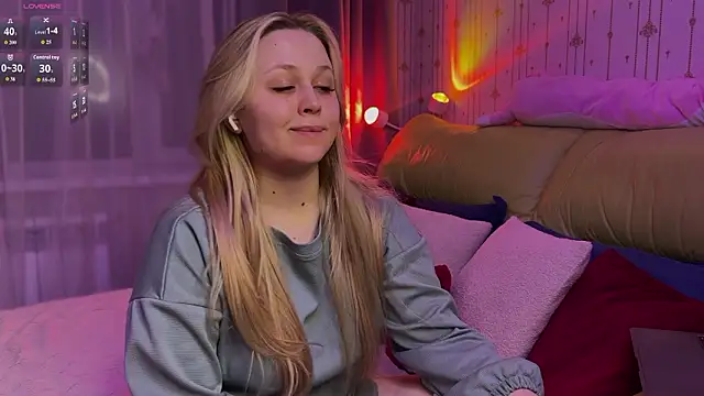 Estella Elwood online show from 03/14/26, 06:14