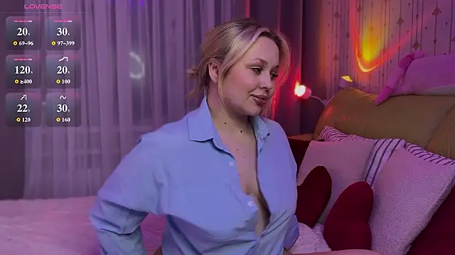 Estella Elwood online show from 02/11/26, 01:44