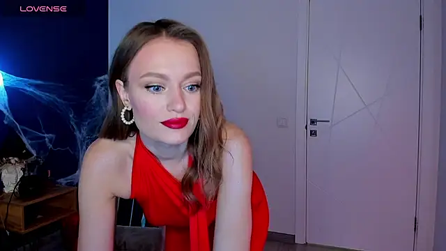 EvelynPoole online show from 10/28/25, 01:39