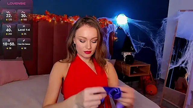 EvelynPoole online show from 10/25/25, 01:27