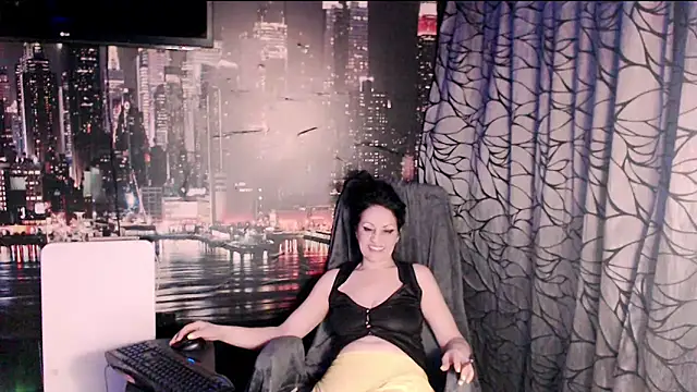 AMOURSWEET2025 online show from 04/02/26, 06:58