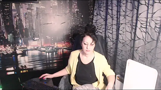 AMOURSWEET2025 online show from 02/19/26, 06:05