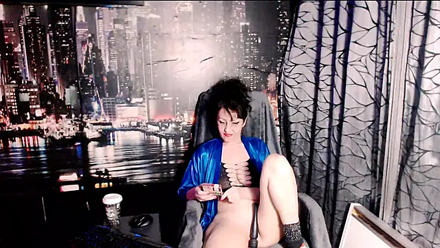 AMOURSWEET2025 online show from 12/19/25, 07:38