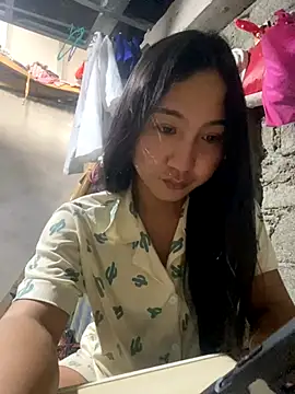 Snapshot of Nathalie_Smith19 chatting on 10/06/25, 06:58 Nathalie Smith19 online show from 10/06/25, 06:58