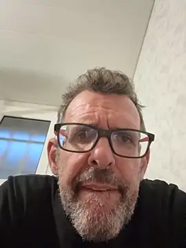 gigolobcn online show from 12/19/25, 04:20