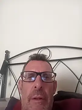 gigolobcn online show from 04/15/26, 01:15