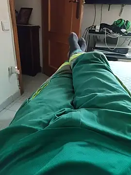 gigolobcn online show from 10/15/25, 03:31