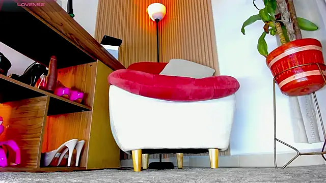 Anastacia lestrange online show from 10/29/25, 11:31