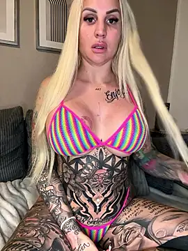 CoraDiamond online show from 01/08/26, 12:05