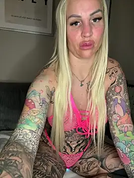 CoraDiamond online show from 03/16/26, 07:05