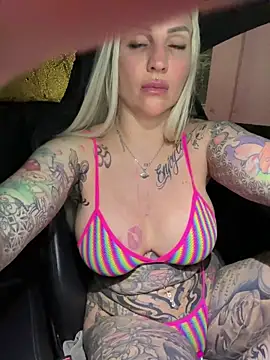 CoraDiamond online show from 02/15/26, 08:41