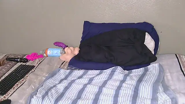 CherieBlushX online show from 10/20/25, 05:57