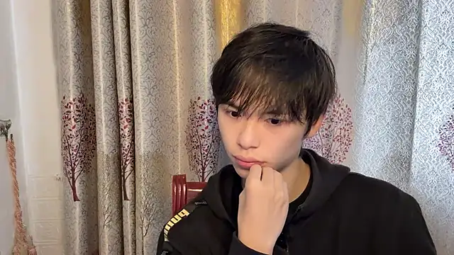 w5206t online show from 10/27/25, 04:24