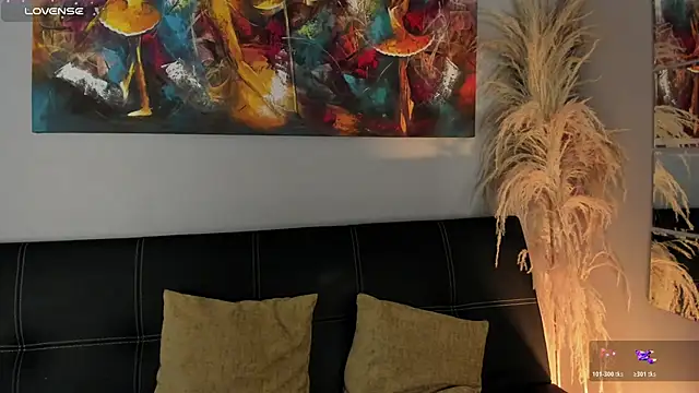 Emma  clark  online show from 02/04/26, 12:33