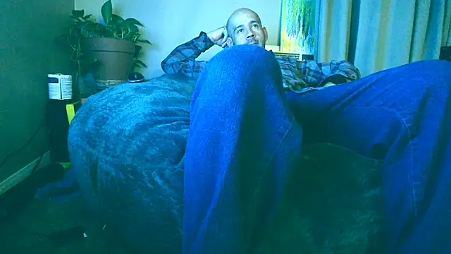 Snapshot of LeeCox chatting on 02/12/25, 04:54 LeeCox online show from 02/12/25, 04:54