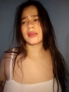 Snapshot of karoline_d chatting on 09/15/25, 04:35 karoline d online show from 09/15/25, 04:35