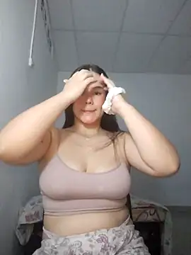 Snapshot of karoline_d chatting on 09/11/25, 03:50 karoline d online show from 09/11/25, 03:50