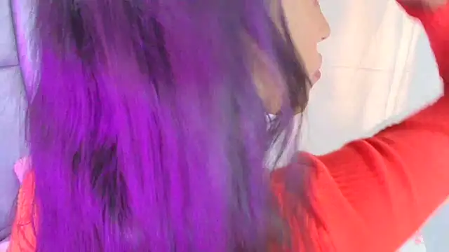 Snapshot of MiaRossel chatting on 10/07/25, 03:13 MiaRossel online show from 10/07/25, 03:13