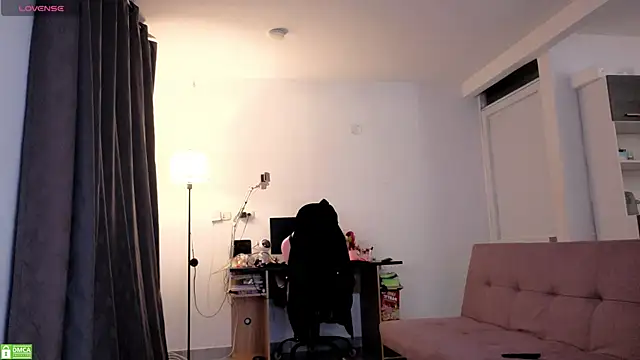 colette e online show from 03/31/26, 08:49