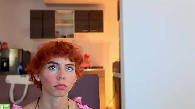 colette e online show from 12/23/25, 02:22