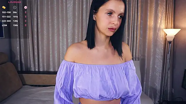 AfraBabyGills online show from 10/17/25, 07:26