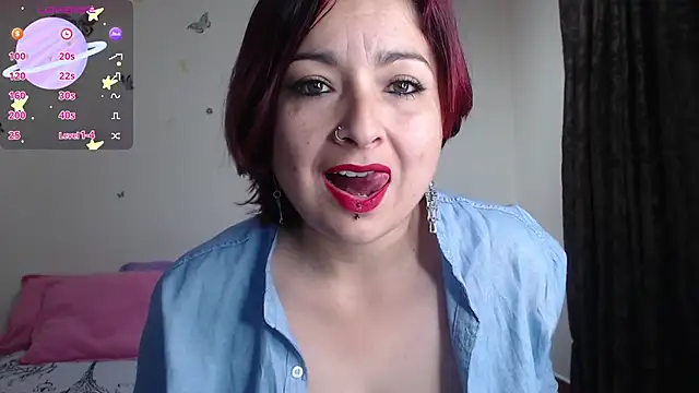 evangeline lover online show from 10/12/25, 12:50