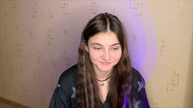 Snapshot of may_rollins chatting on 10/19/25, 05:59 may rollins online show from 10/19/25, 05:59
