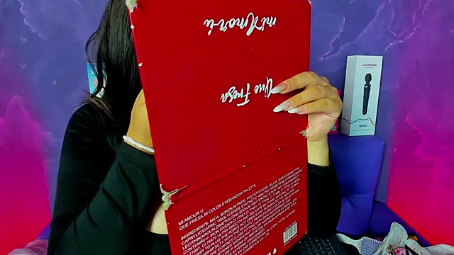 Lili milk20 online show from 11/19/25, 07:25