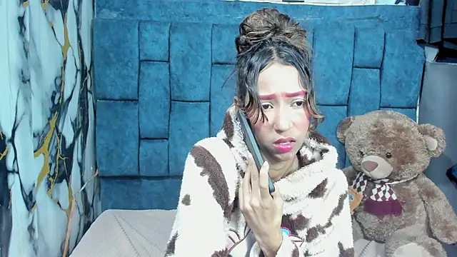 ValentinaKlean online show from 05/07/26, 01:32