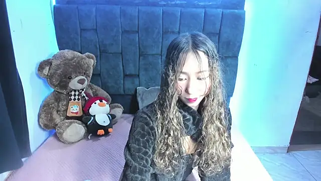 Snapshot of ValentinaKlean chatting on 02/12/26, 03:50 ValentinaKlean online show from 02/12/26, 03:50