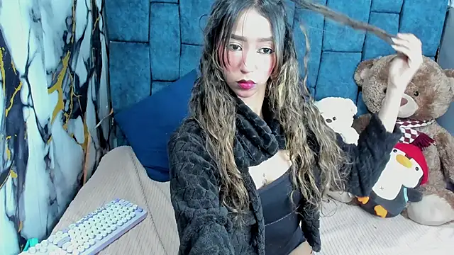ValentinaKlean online show from 05/11/26, 12:56