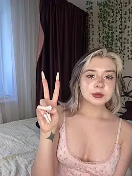 IrisSoCute online show from 10/07/25, 10:05