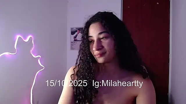 Snapshot of heartty_Milah chatting on 10/15/25, 09:23 heartty Milah online show from 10/15/25, 09:23