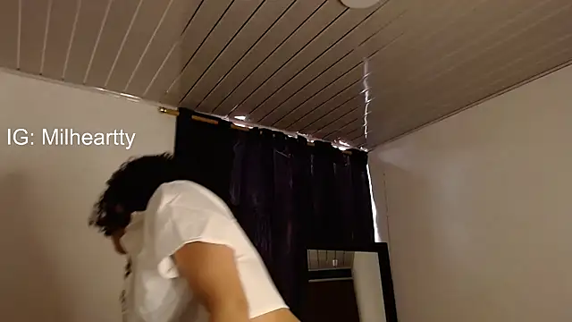 Snapshot of heartty_Milah chatting on 11/12/25, 06:12 heartty Milah online show from 11/12/25, 06:12