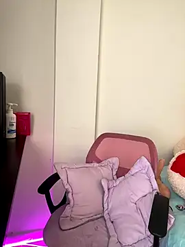 Zara Bel online show from 12/20/25, 06:11