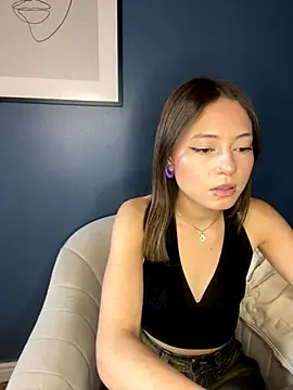 Snapshot of PrettyAmber chatting on 11/16/25, 08:02 PrettyAmber online show from 11/16/25, 08:02