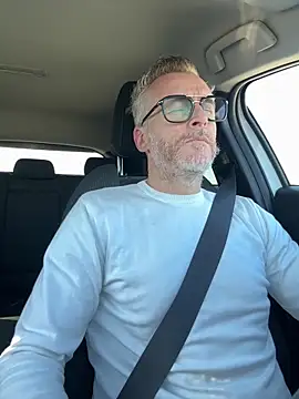 Axl hot online show from 04/02/26, 03:19