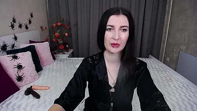 EvelinCuper online show from 10/29/25, 06:23